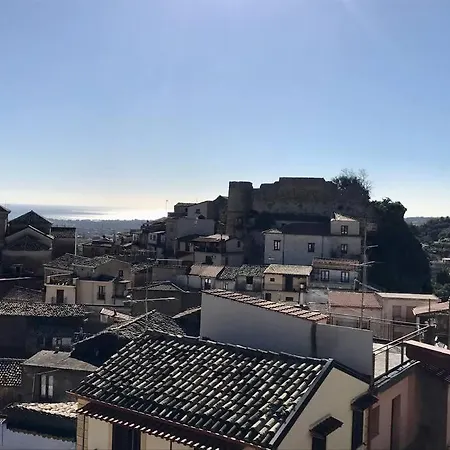 Cozy Studio Close By The Aragones Castle Gioiosa Ionica