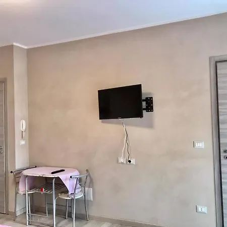 Cozy Studio Close By The Aragones Castle Gioiosa Ionica