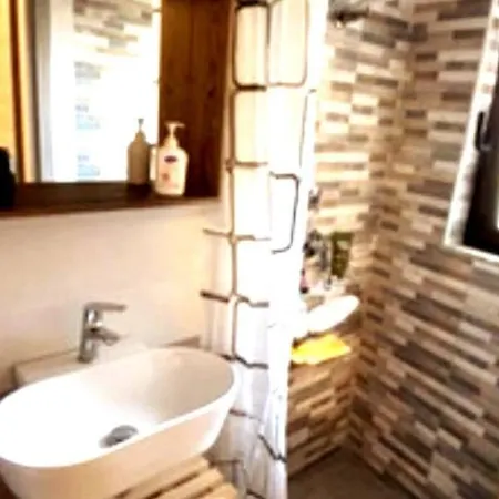 Cozy Studio Close By The Aragones Castle