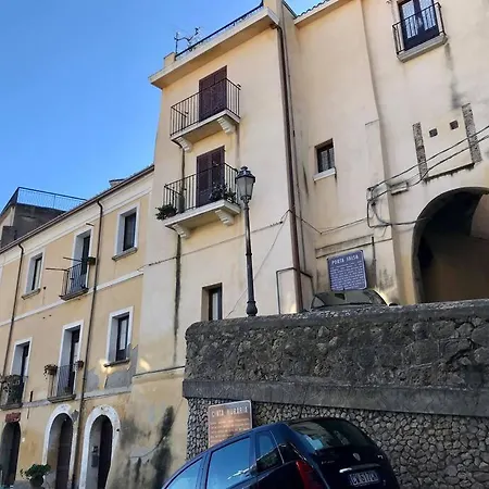 Cozy Studio Close By The Aragones Castle *
